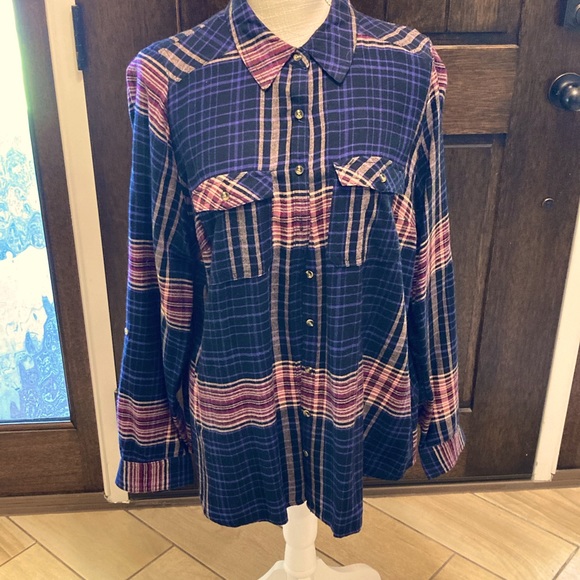 Blouse - Maurices women’s flannel blouse - Picture 1 of 3